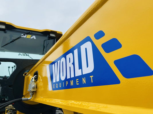 Βαρύς εξοπλισμός Motor Grader M135 με ύψος λεπίδας 548 mm Προαιρετικά ROPS/FOPS
