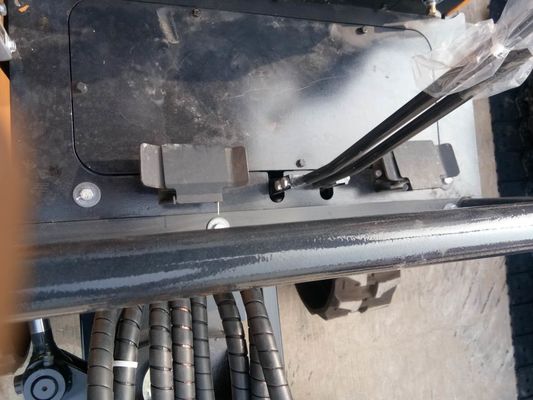 Μέγιστο βάθος ανασκαφής 2450mm Μικρός ανασκαφέας για το μέγιστο ύψος ανύψωσης της λεπίδας 240mm